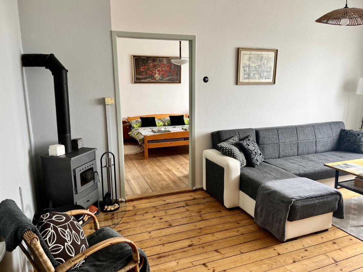 Slunny Byt S Krasnym Vyhledem Apartment Nove Mesto nad Metuji Ngoại thất bức ảnh