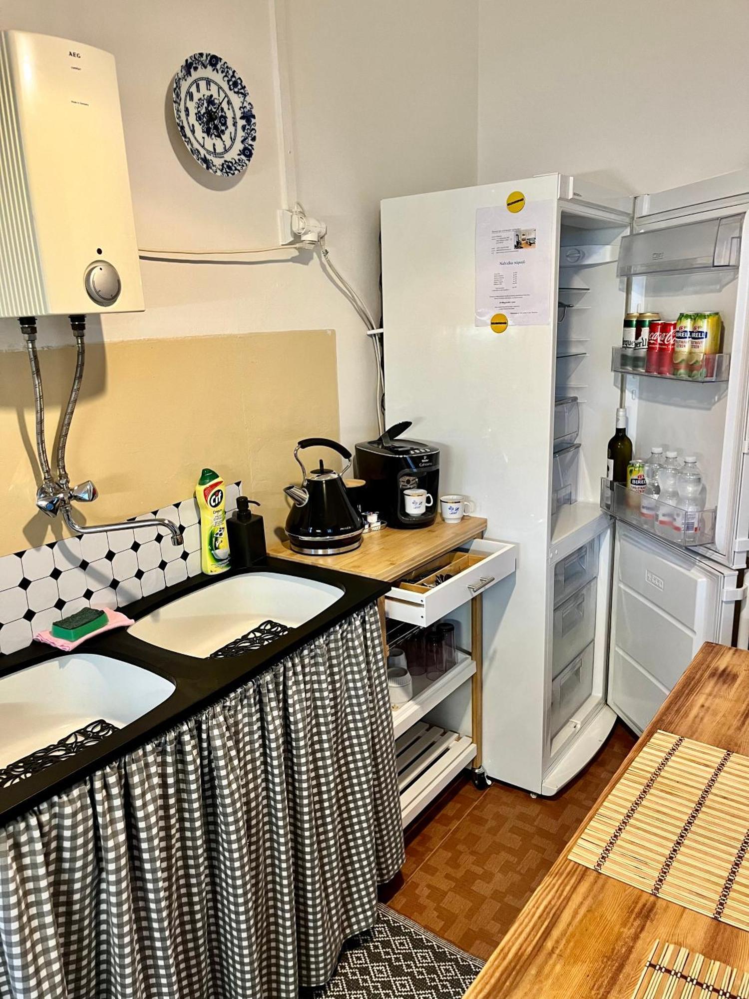 Slunny Byt S Krasnym Vyhledem Apartment Nove Mesto nad Metuji Ngoại thất bức ảnh