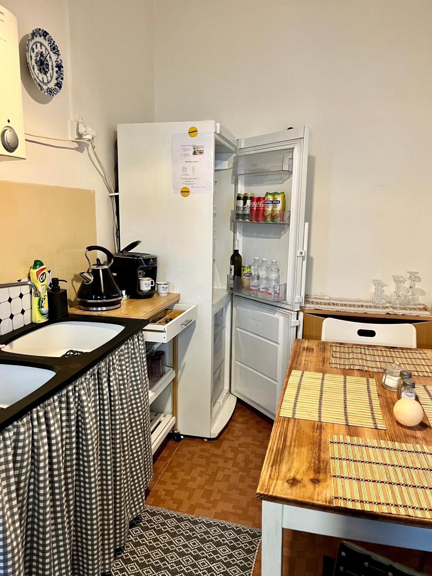 Slunny Byt S Krasnym Vyhledem Apartment Nove Mesto nad Metuji Ngoại thất bức ảnh