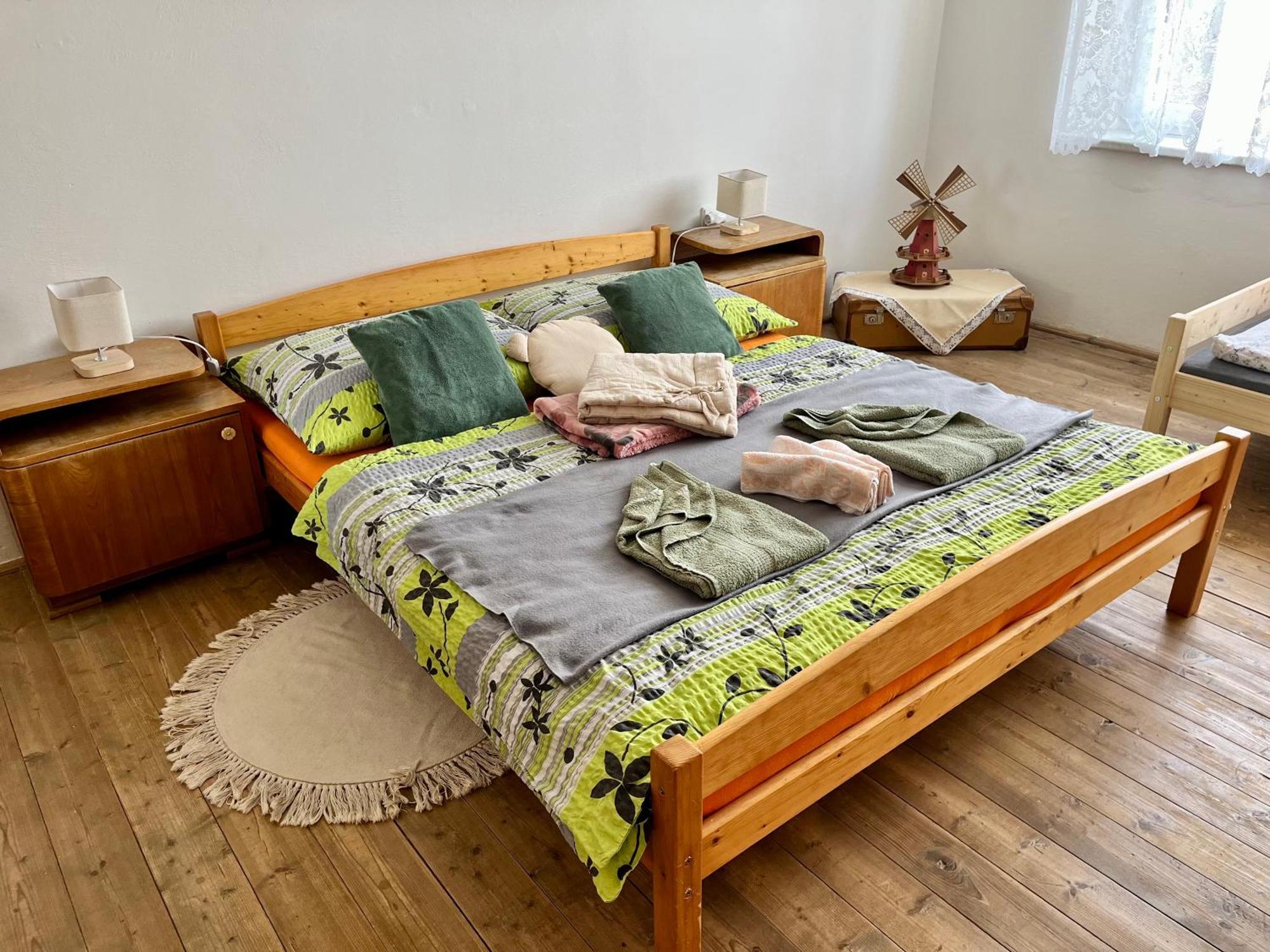 Slunny Byt S Krasnym Vyhledem Apartment Nove Mesto nad Metuji Ngoại thất bức ảnh